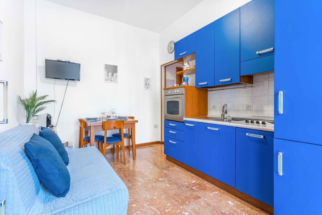 Ferienwohnung Zona Navigli - Smart House Con Tv 50 E Fast Wifi Mailand Exterior foto